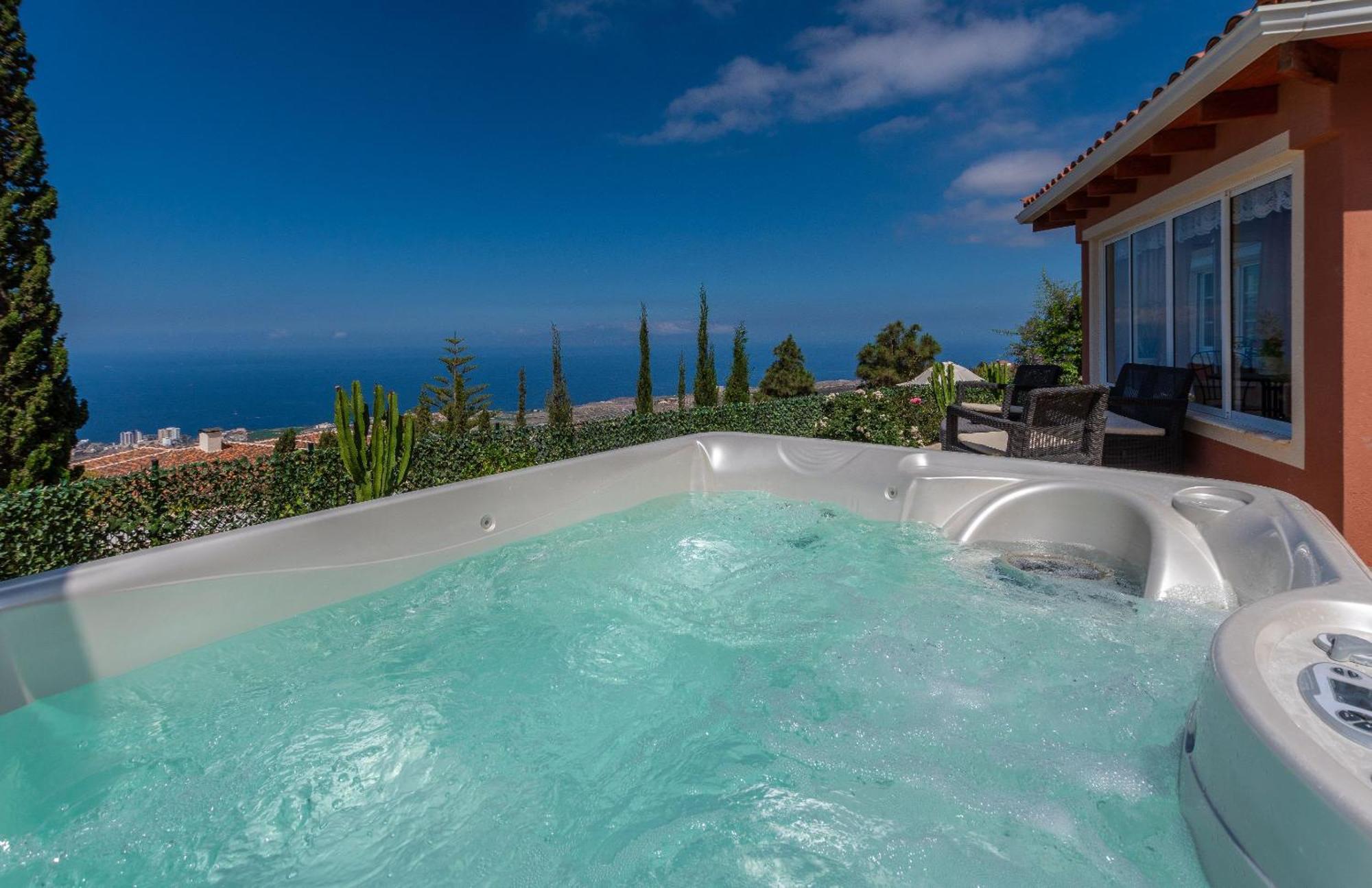 Villa Hibisco, Jacuzzi Y Vistas Al Atlantico Costa Adeje  Exterior photo
